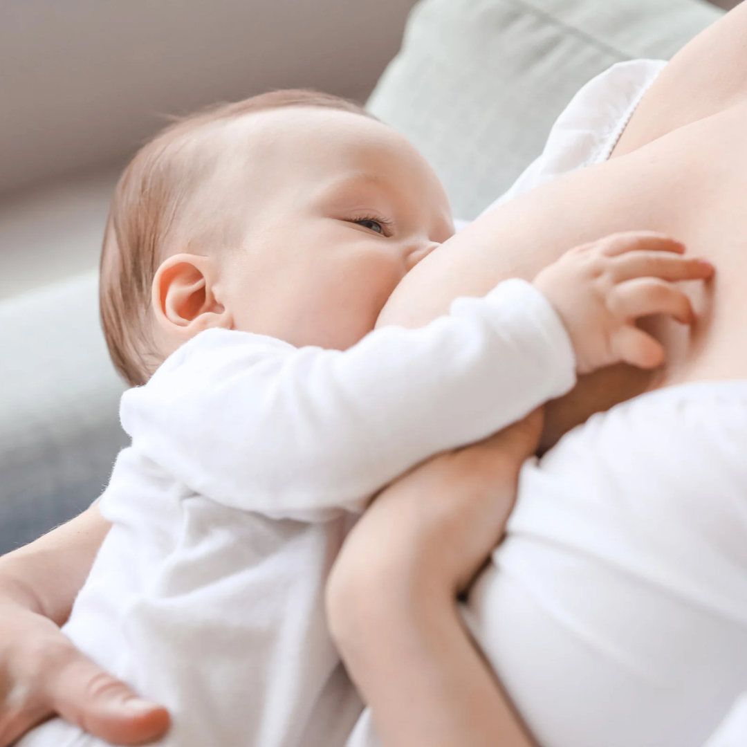 Posturas de lactancia materna: Encuentra la mejor para ti y tu bebé