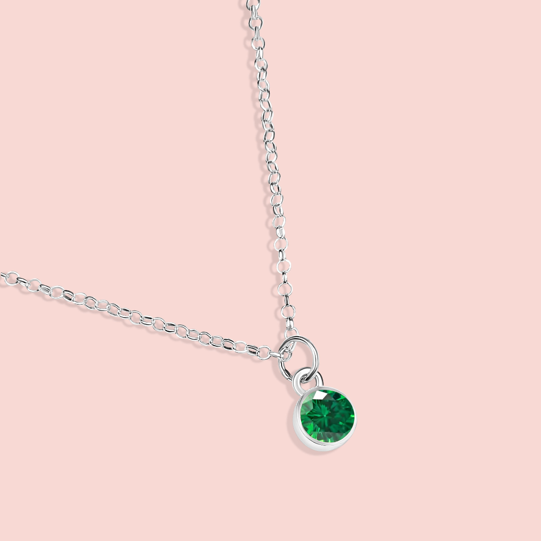 Colgantes con piedra de nacimiento