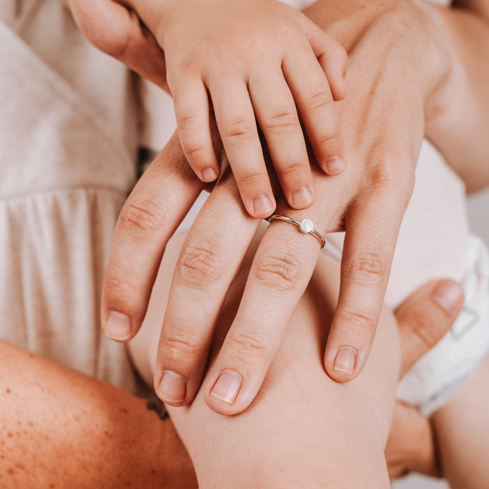Anillo solitario de Leche materna