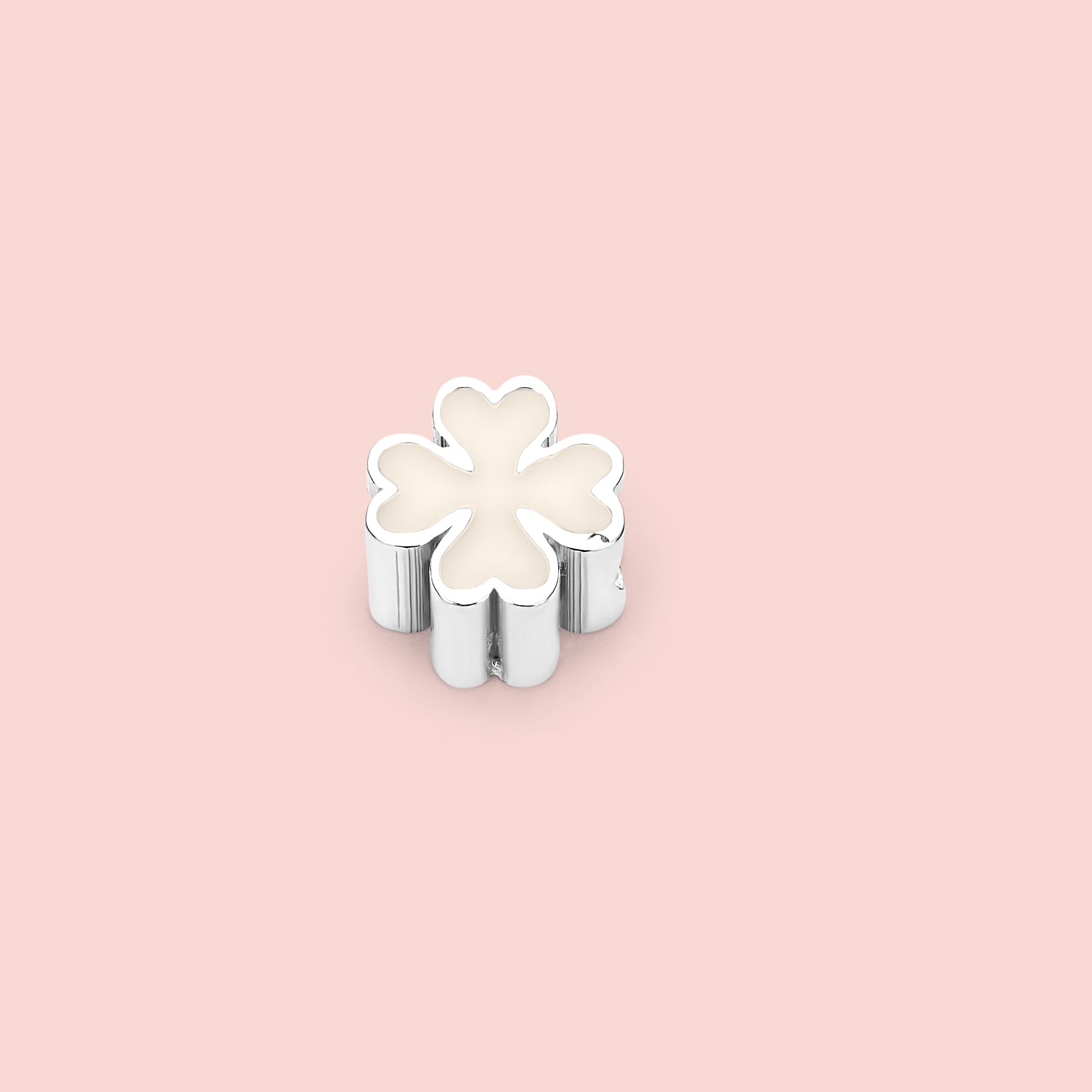 charm con forma de trébol de leche materna en plata de ley, joya maternal personalizada hecha a mano