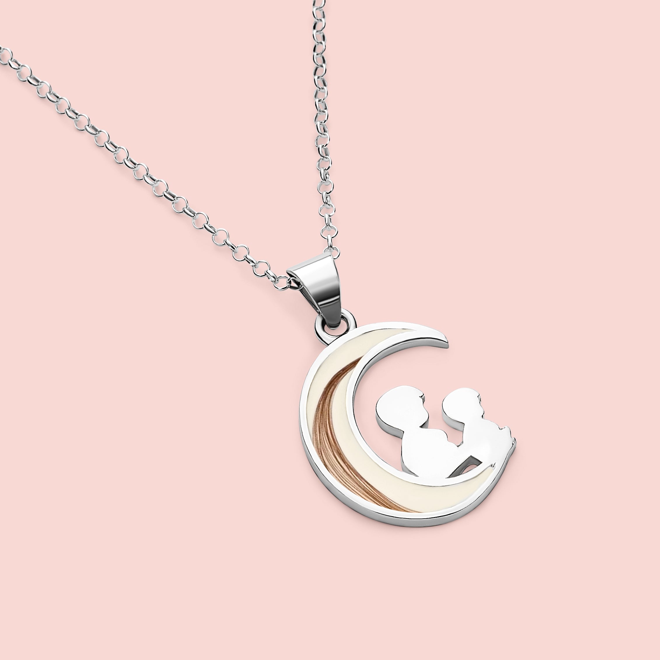 Colgante con forma de luna de leche materna con niños sentados en ella y pelo en plata de ley, joya maternal personalizada
