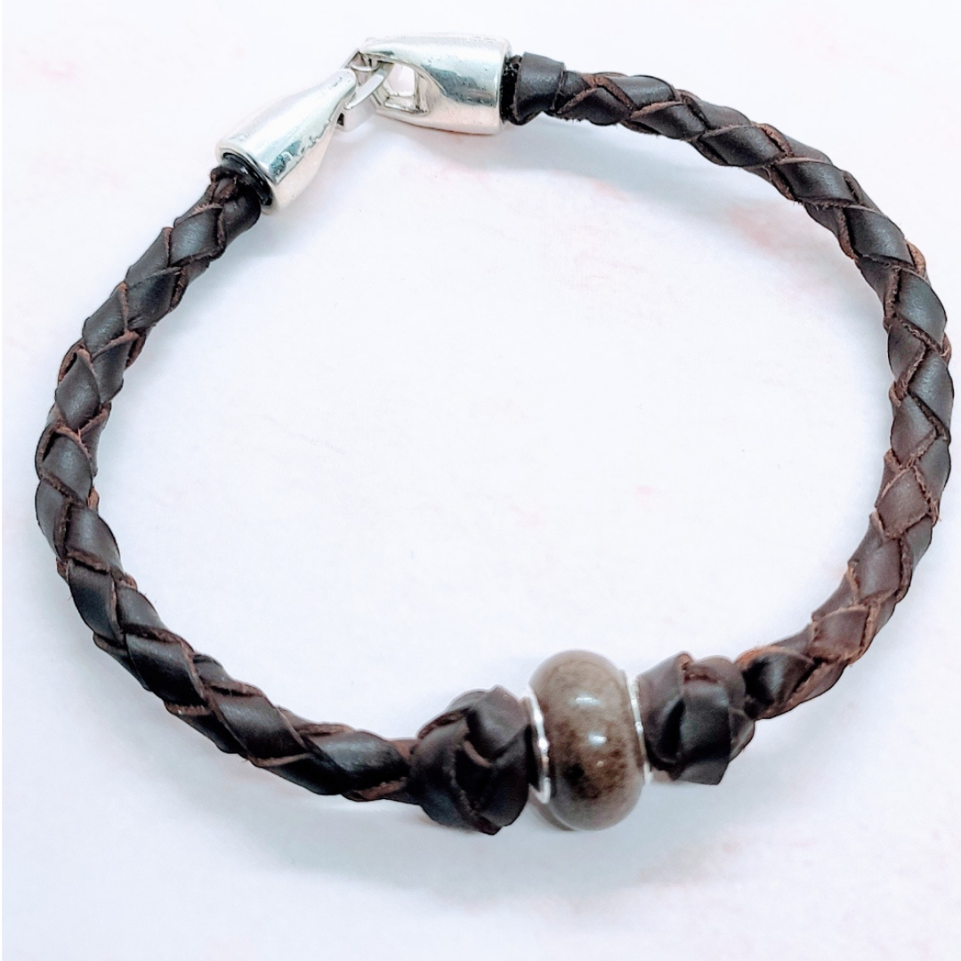 Pulsera con cuenta personalizada realizada con el tesoro que prefieras guardar en ella para siempre, leche materna, cordón umbilical, pelo...