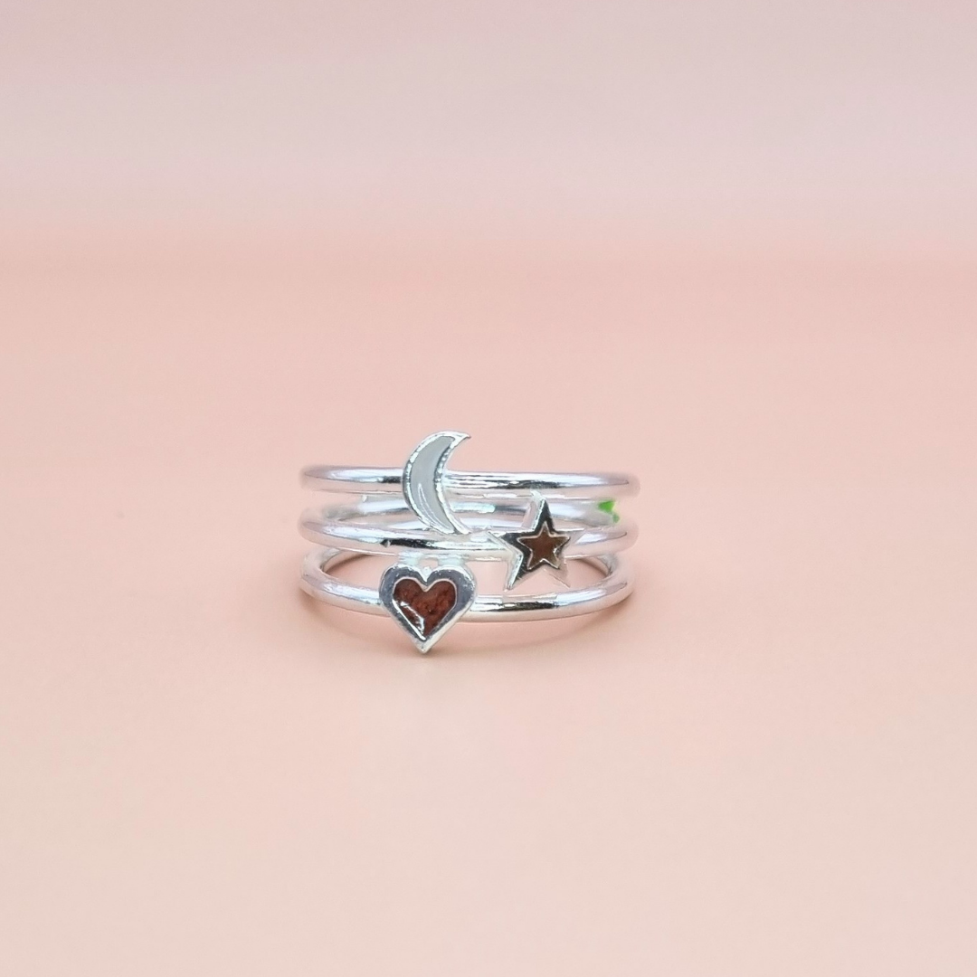 Anillo luna, estrella y corazón de leche materna