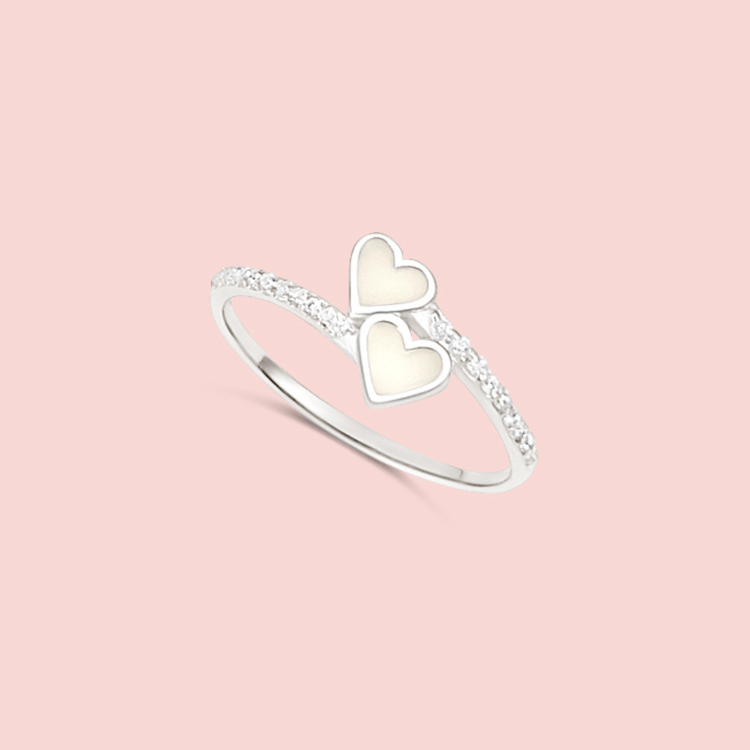 Anillo corazones unidos con circonitas de leche materna