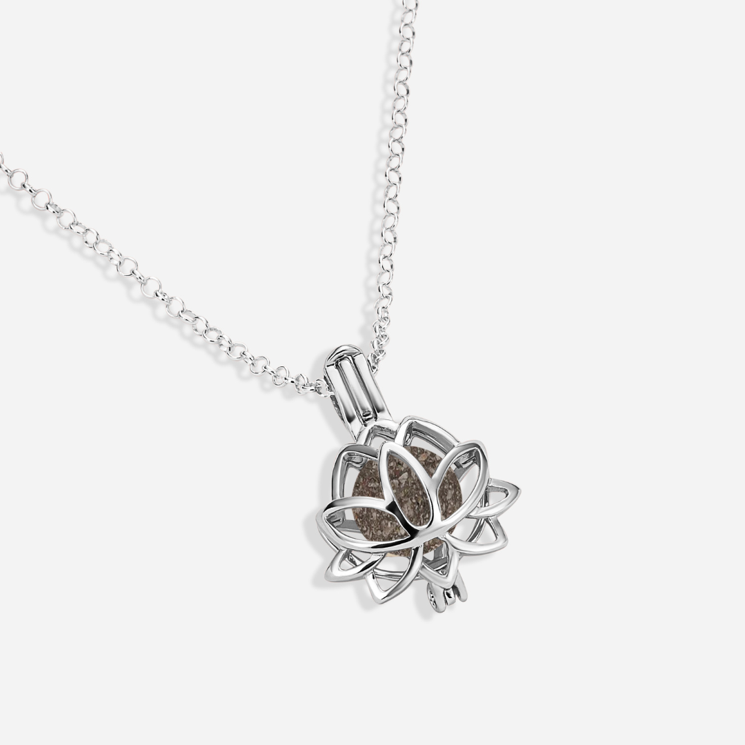 Colgante flor de loto con perla de cenizas