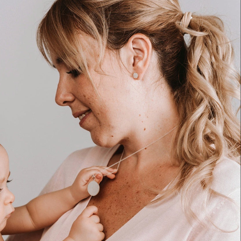 Pendientes círculo de leche materna