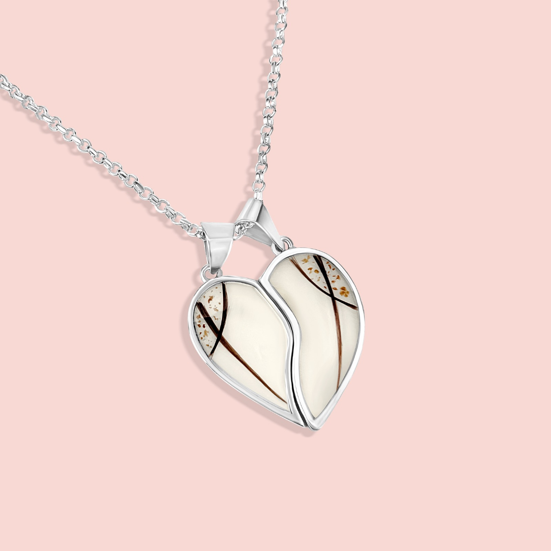 Colgante con forma de corazón dividido en dos mitades con leche materna, pelo  y cordón umbilical, en plata de ley, joya maternal personalizada
