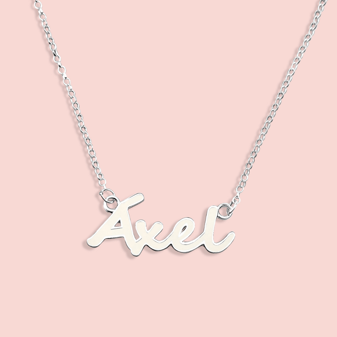 Colgante con nombre personalizado de leche materna en plata de ley, joya maternal personalizada hecha a mano
