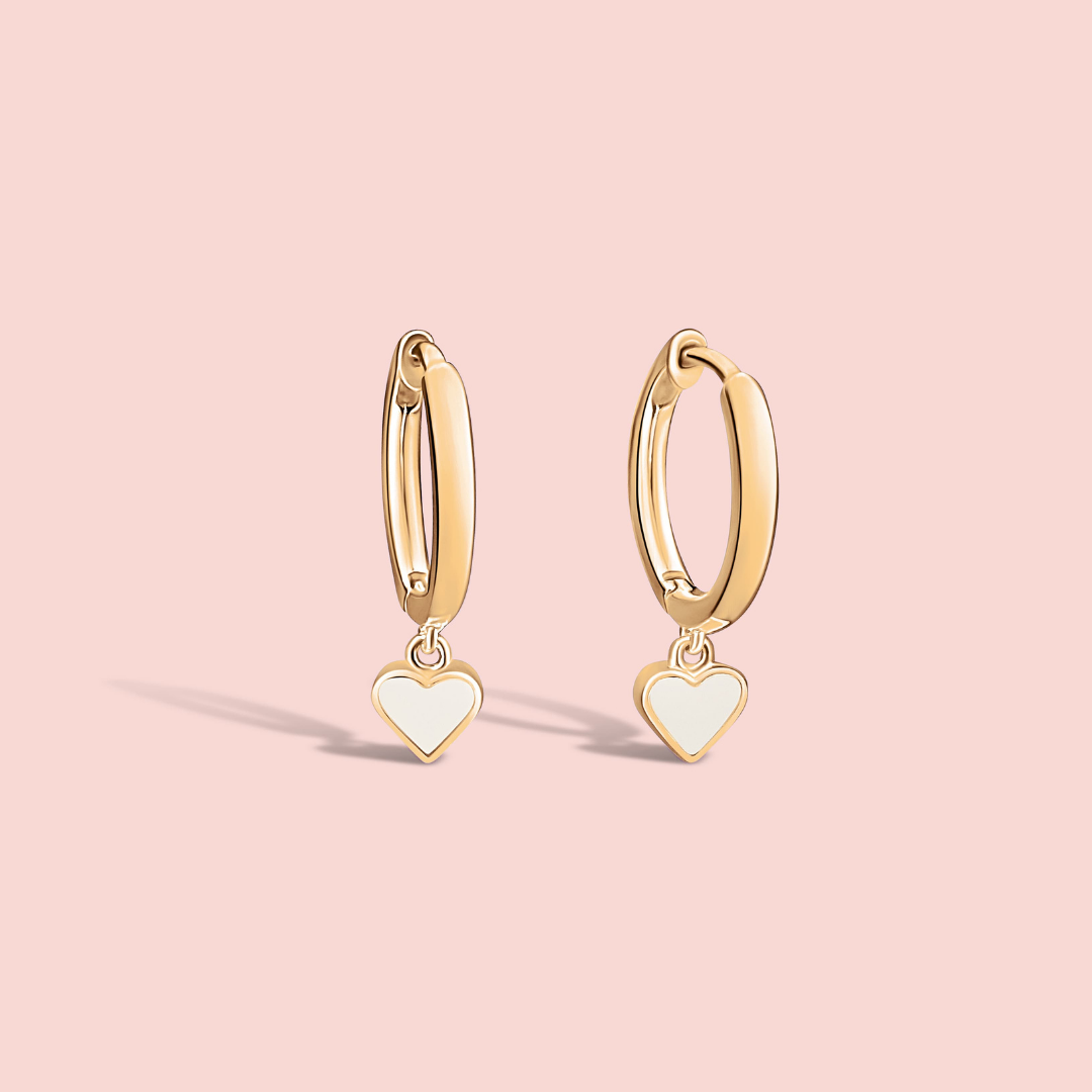 Pendientes aro con corazones de leche materna en oro de 18 quilates, joya personalizada hecha a mano