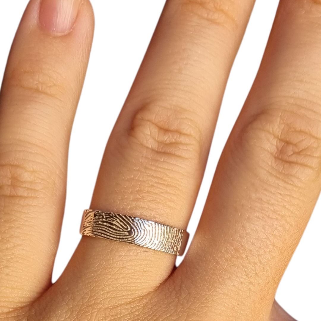 Anillo alianza con huella personalizada